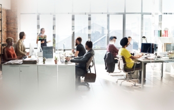 Cách chinh phục thành công câu hỏi tả tranh trong bài thi TOEIC Speaking 